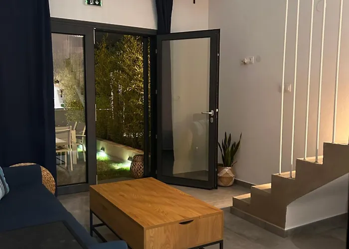 Zoha Вилла Торони